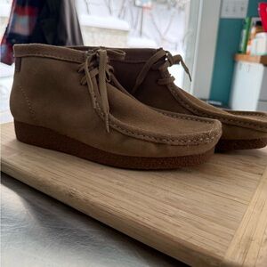 Men's Tan Suede Shoes